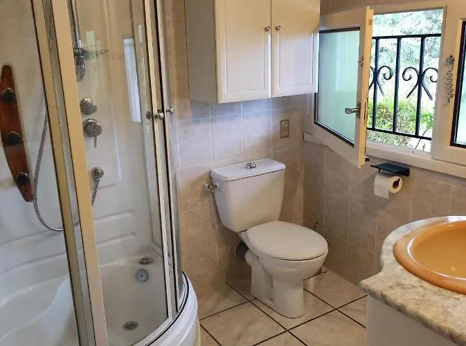 アパート Le Lorry 2 ラランス